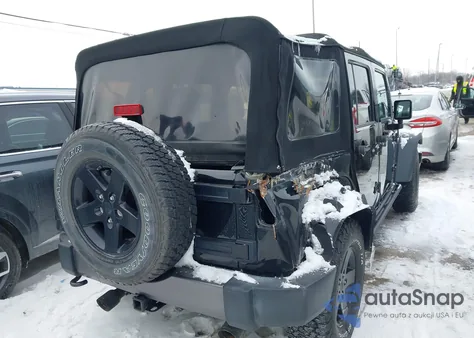 2016 Jeep Wrangler Unlimited Black Bear from USA, damaged, VIN 1C4BJWDGXGL193573